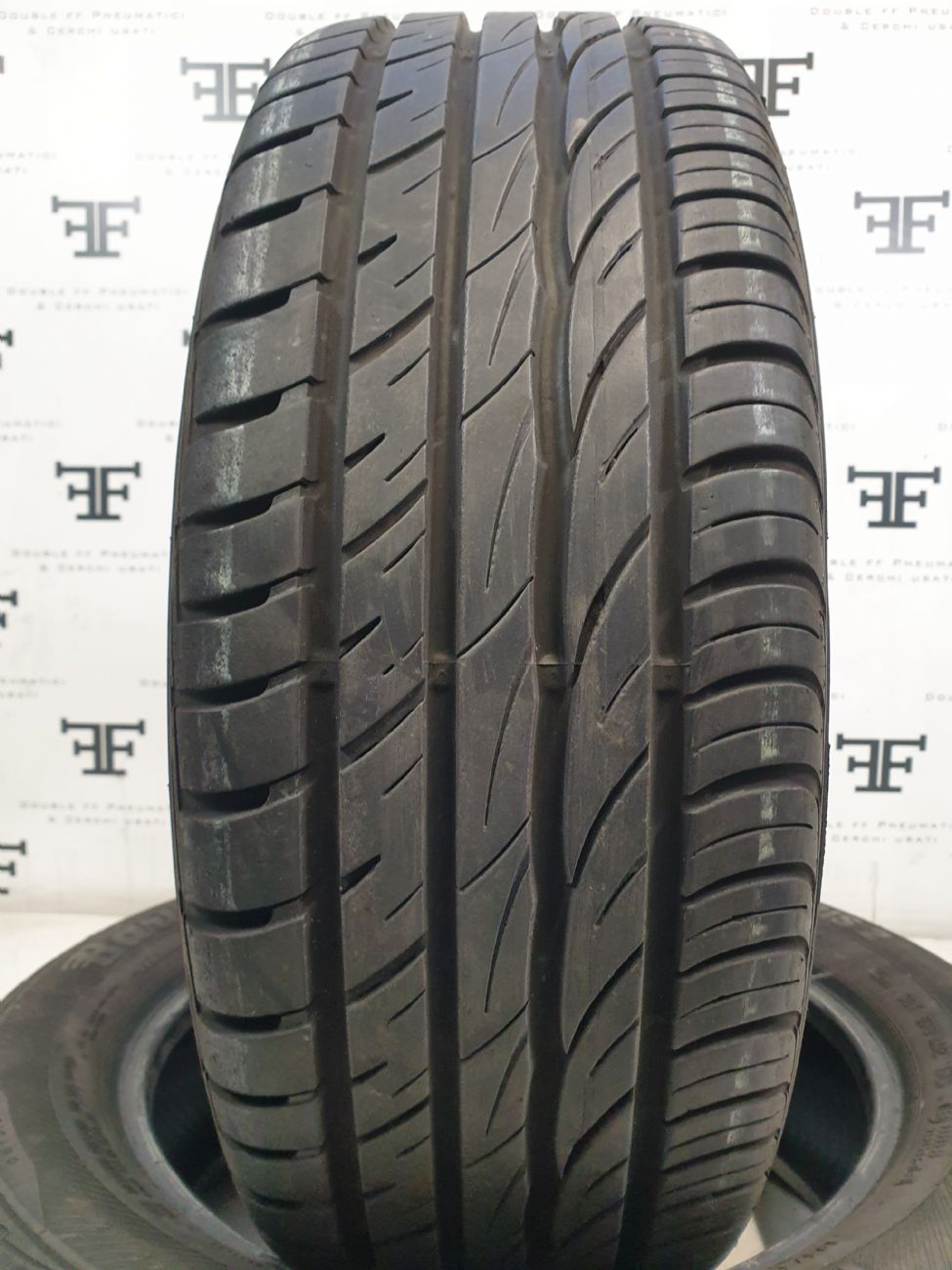 Pneumatici 195 55 R16 87 H BARUM BRAVURIS 2 HM estivo usati 100€