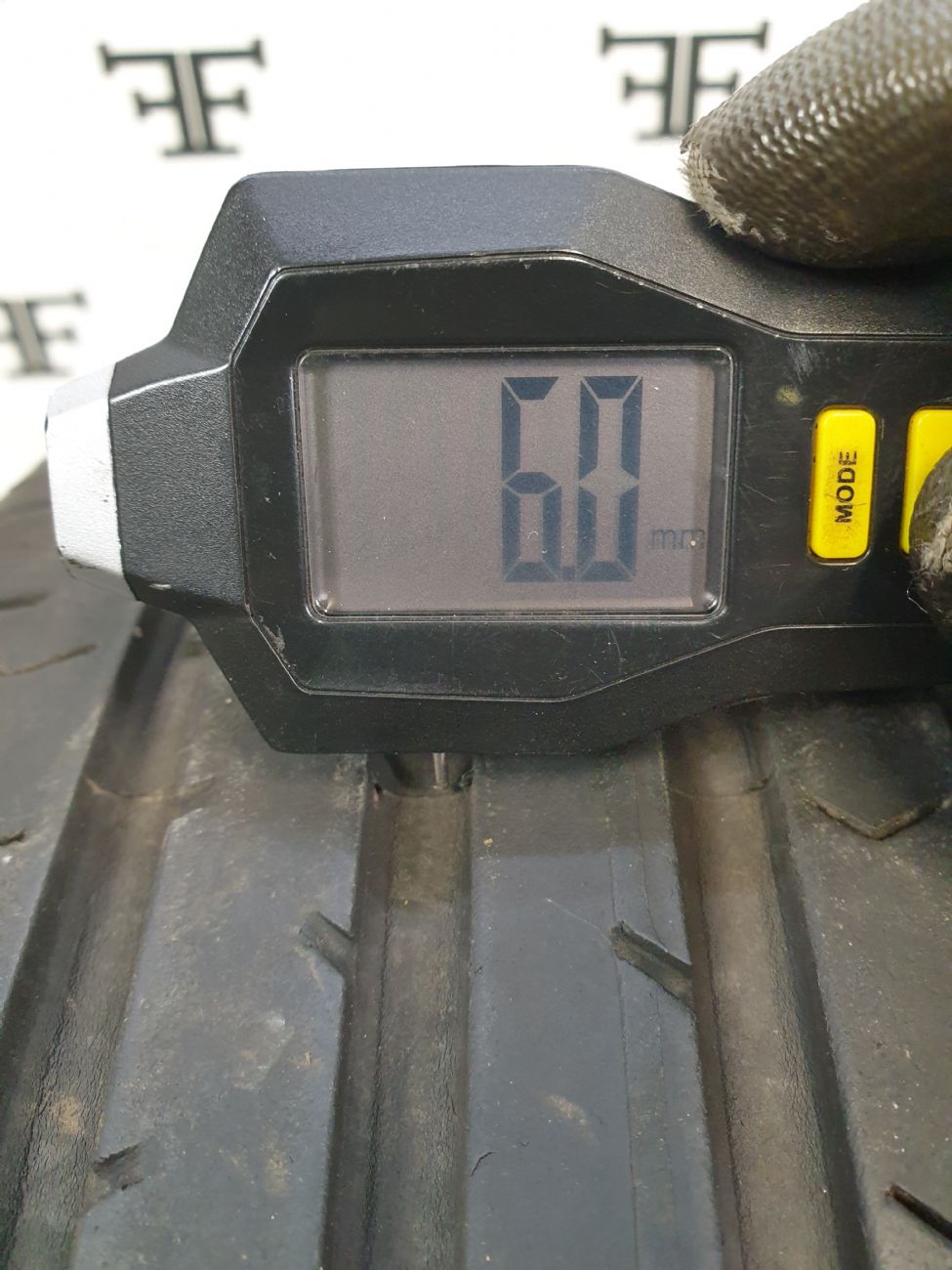 Pneumatici 205 55 R17 95 V CONTINENTAL ContiPremiumContact 5 estivo usati 120€