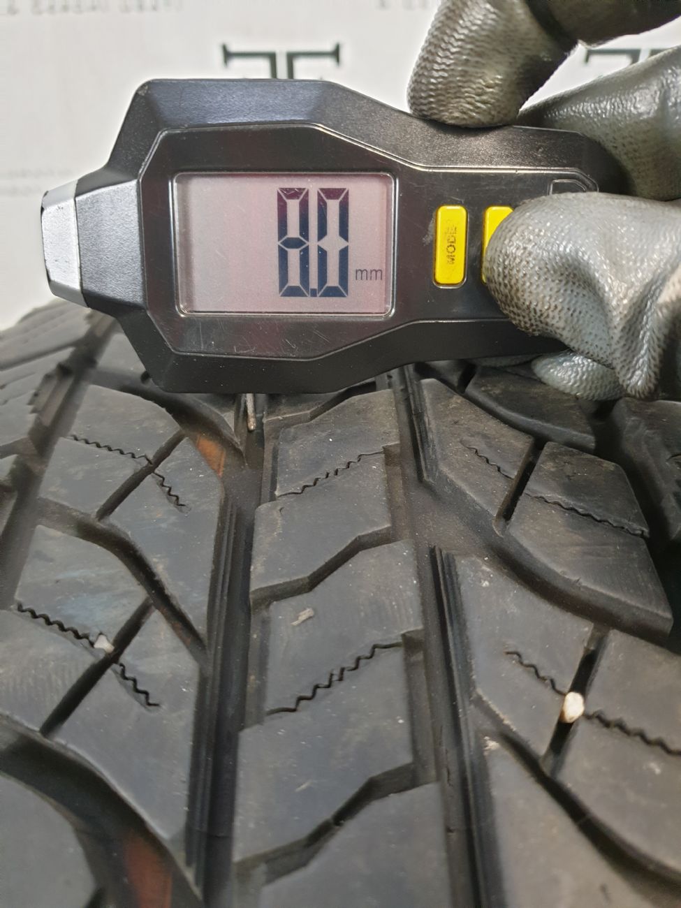Pneumatici 275 65 R18 113/110 S YOKOHAMA GEOLANDAR A/T - S 4 seasons DEMONTÉ usati 150€