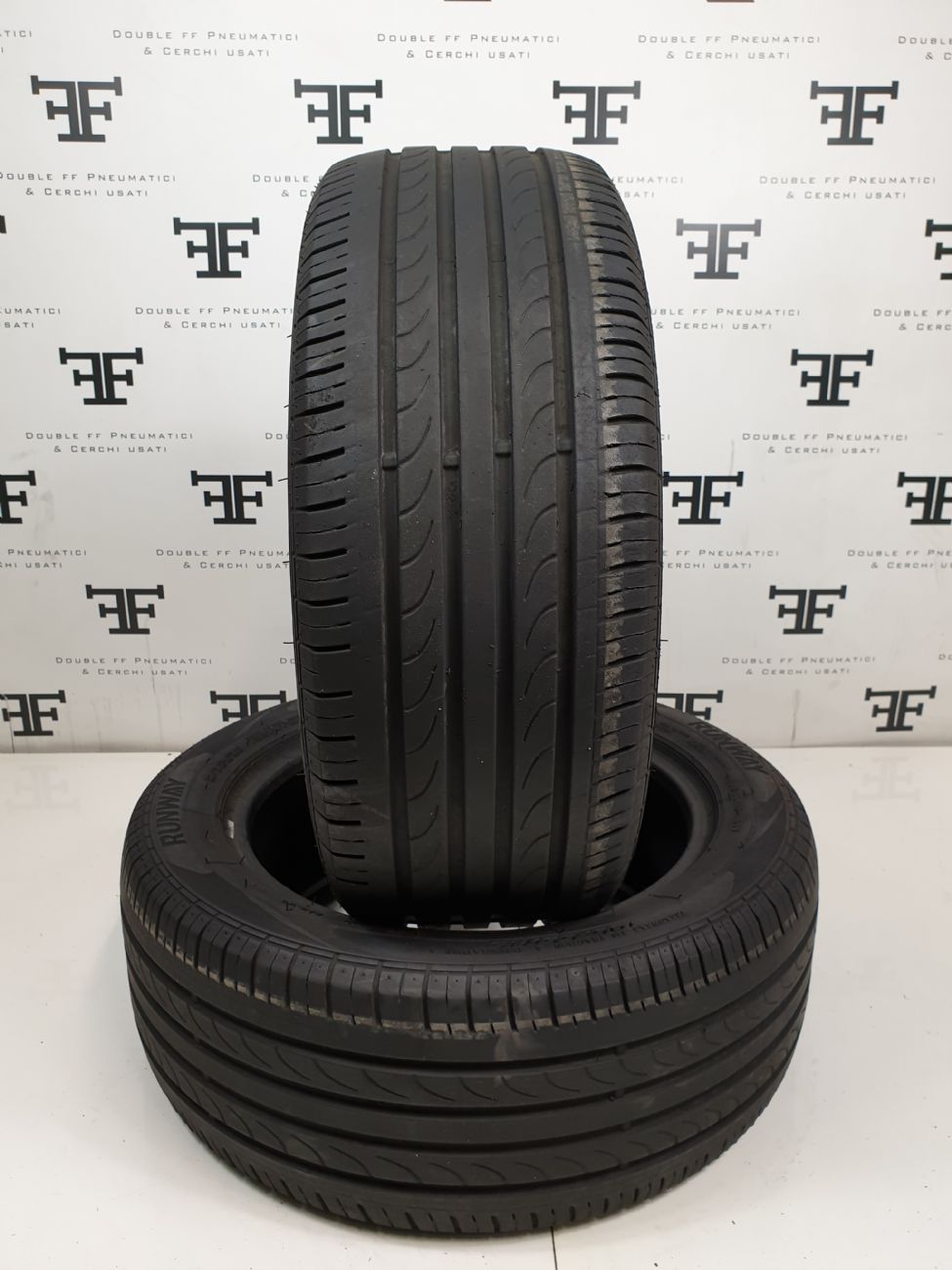 Pneumatici 225 55 R17 101 W RUNWAY ENDURO HP estivo usati 120€