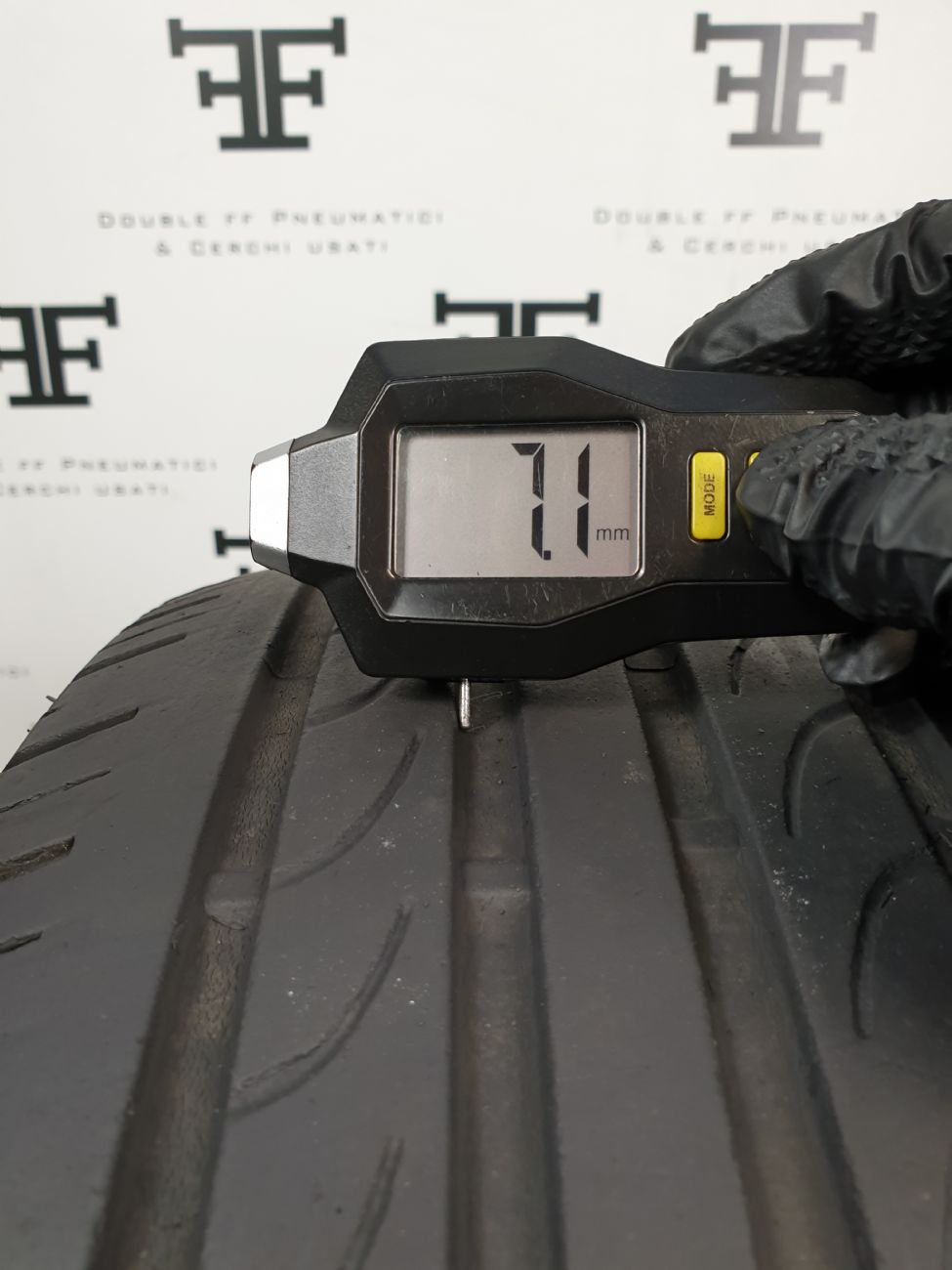 Pneumatici 225 55 R17 101 W RUNWAY ENDURO HP estivo usati 120€