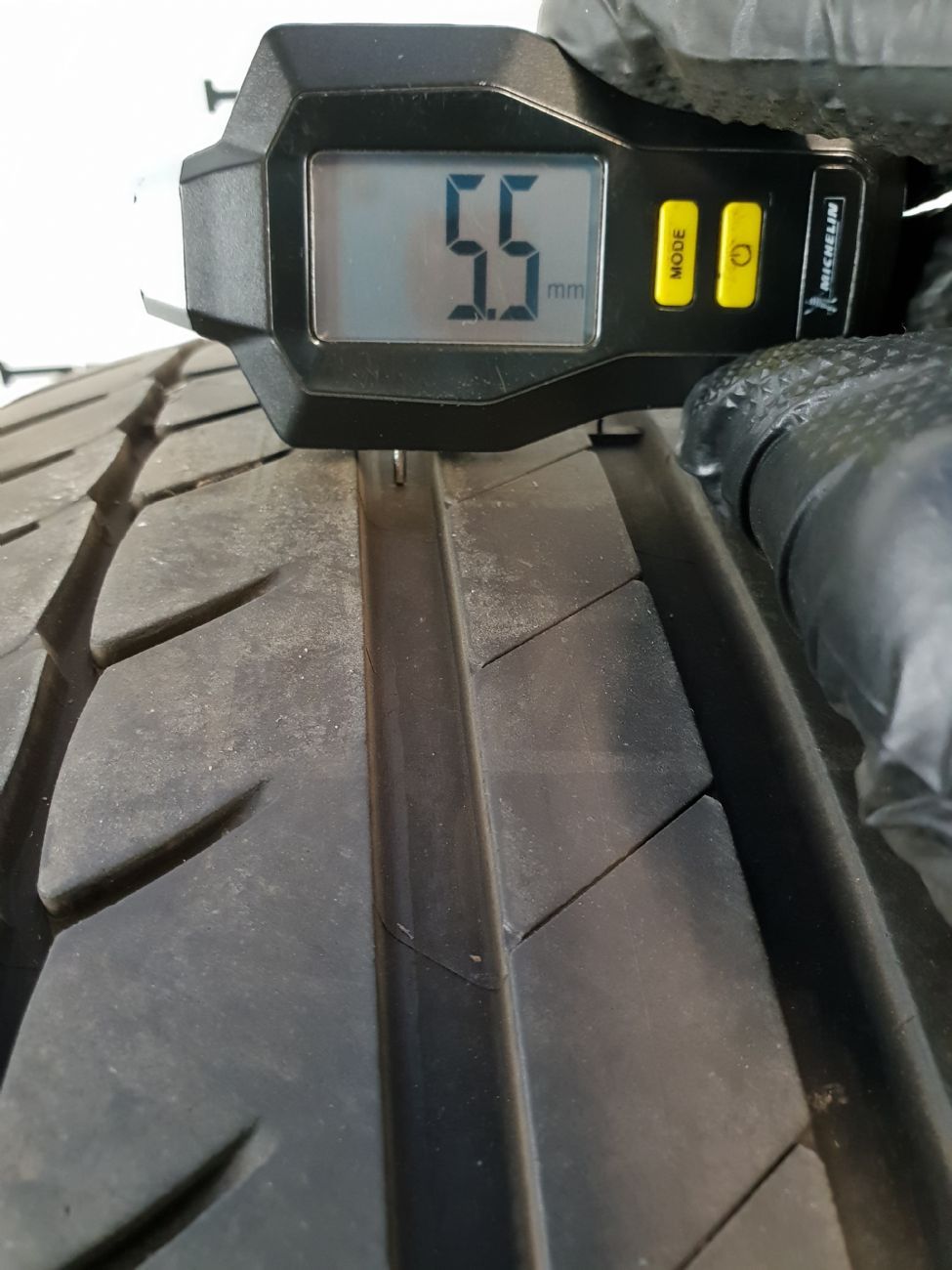 Pneumatici 205 55 R17 95 V MICHELIN PRIMACY HP estivo usati 250€