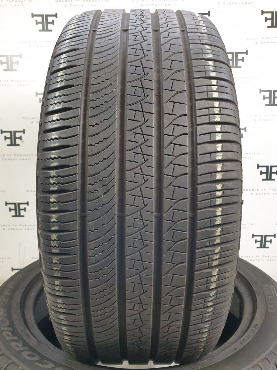 Pneumatici 245 45 R21 104 W PIRELLI SCORPION ZERO ALL SEASON 4 seasons usati 280€