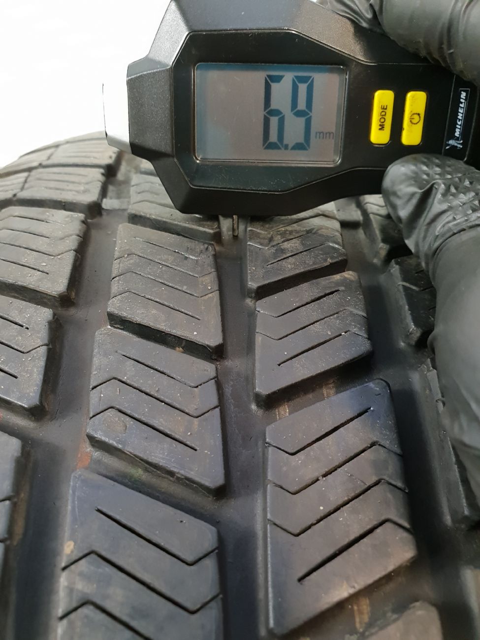 Pneumatici 175 65 R15 84 T BARUM POLARIS 3 invernale usati 80€