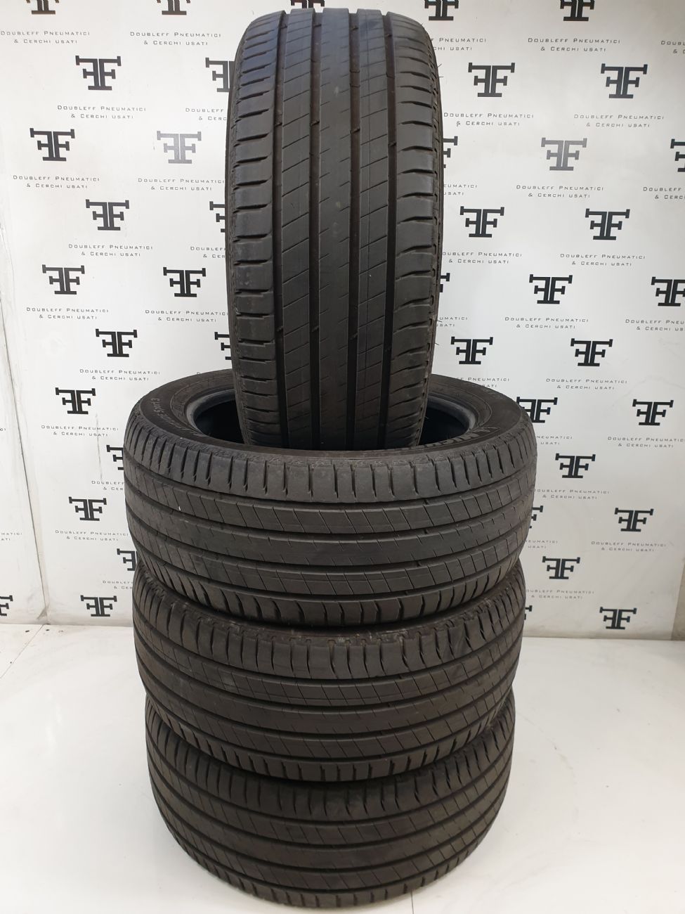 Pneumatici 235 60 R18 103 V MICHELIN LATITUDE SPORT 3 estivo usati 300€