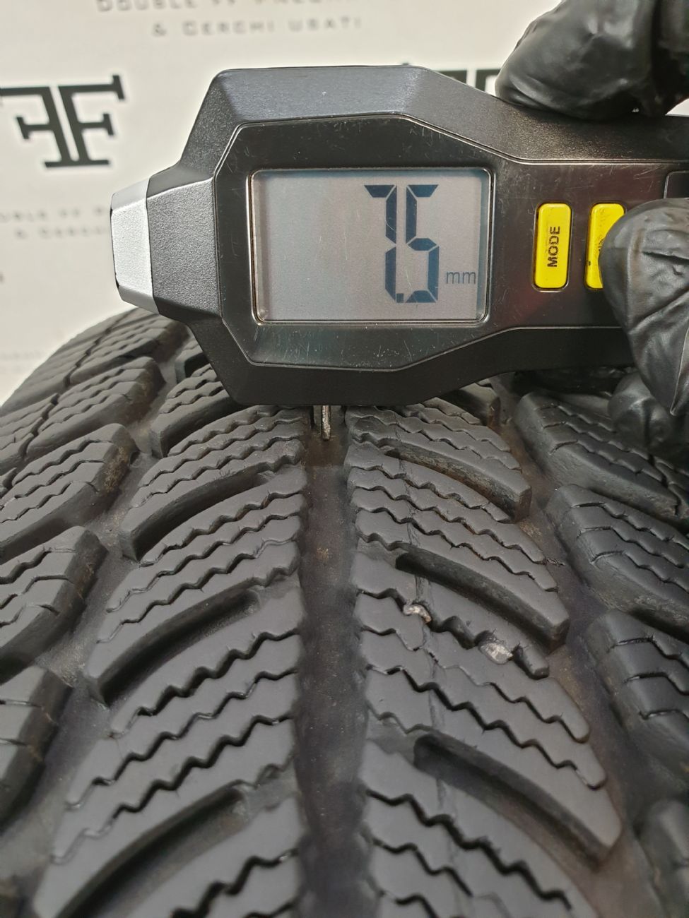 Pneumatici 185 60 R15 84 T SAVA ESKIMO S3+ MS invernale usati 90€