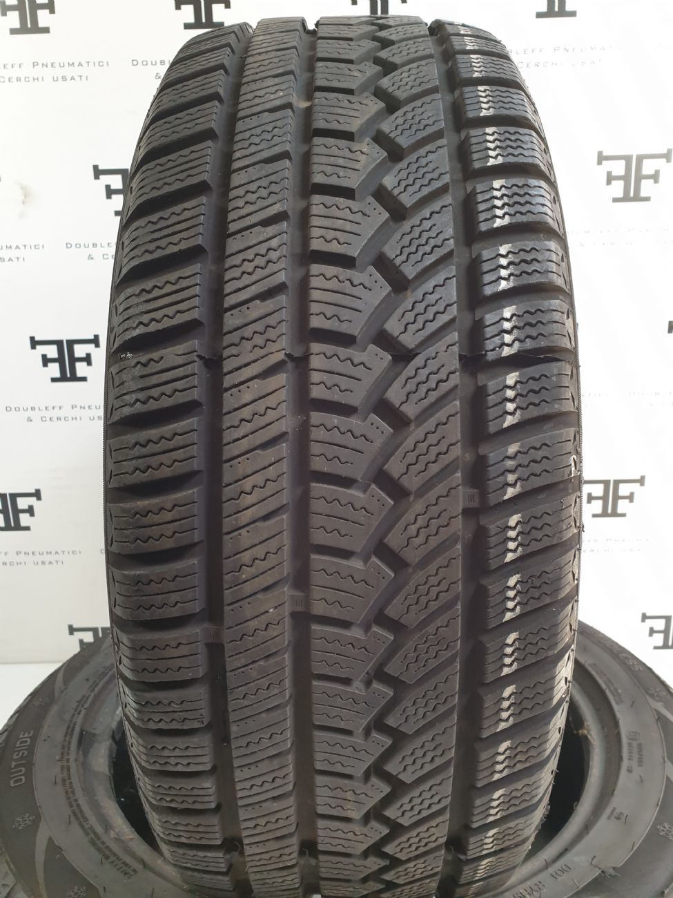 Pneumatici 225 50 R17 98 H OVATION W586 invernale DEMONTÉ usati 120€