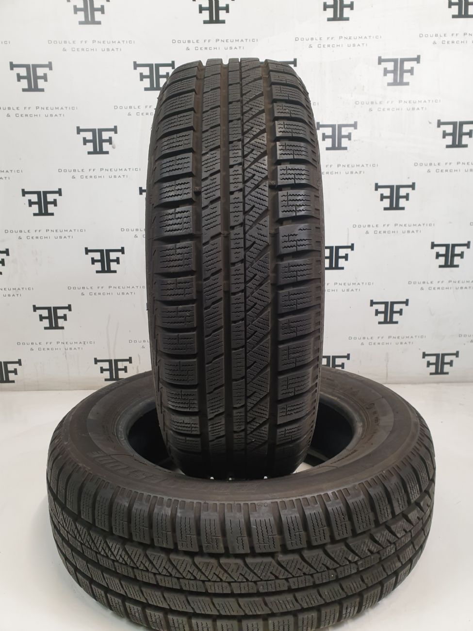 Pneumatici 155 65 R14 75 T BRIDGESTONE BLIZZAK LM-30 invernale usati 100€
