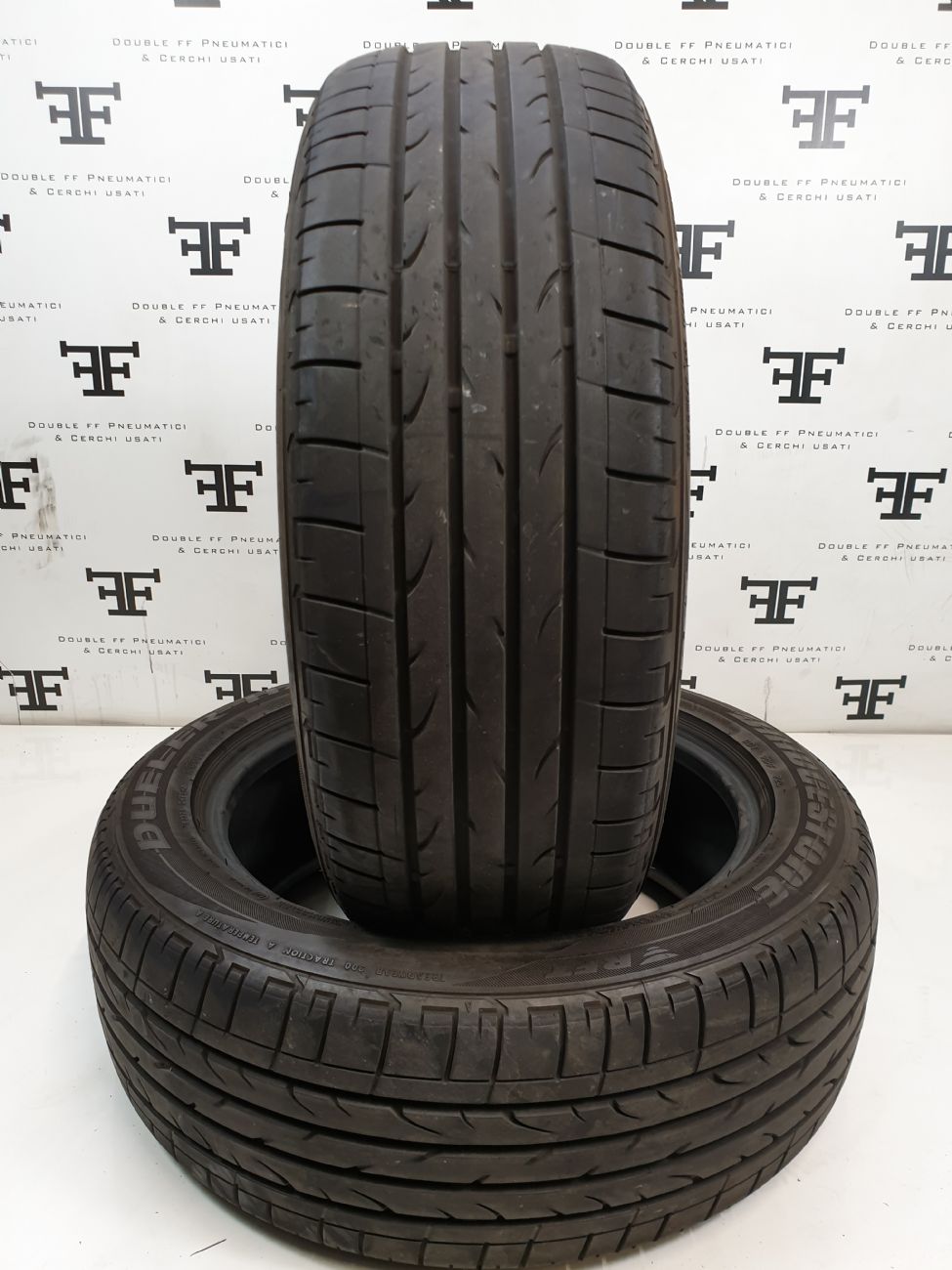 Pneumatici 215 60 R17 96 H BRIDGESTONE DUELER HP SPORT estivo usati 120€