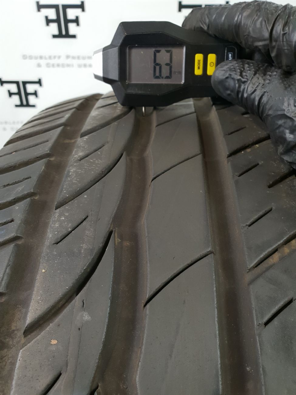 Pneumatici 205 60 R16 92 V BARUM BRAVURIS 2 HM estivo usati 100€