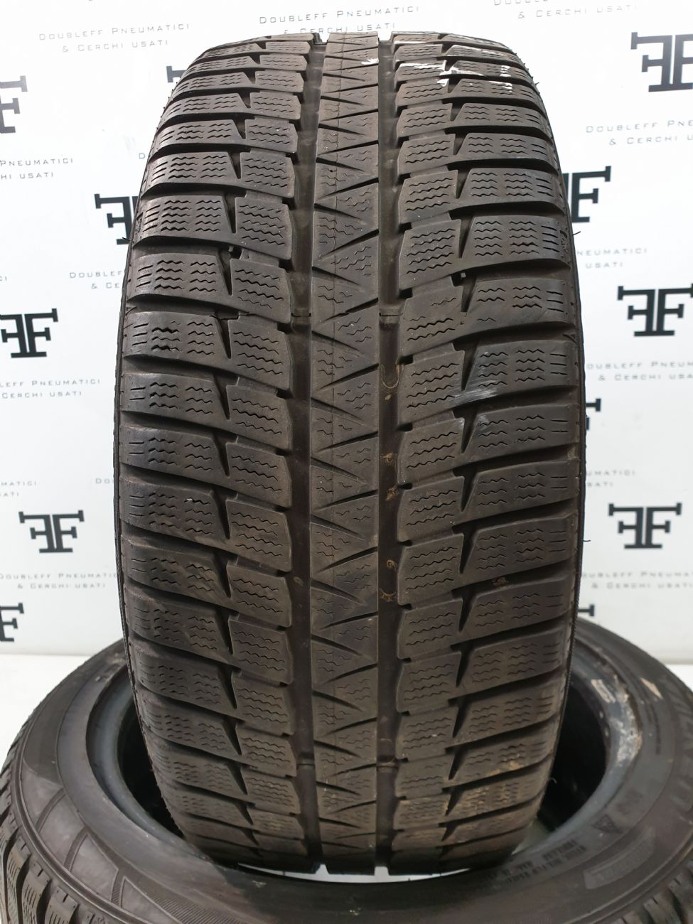 Pneumatici 255 55 R18 109 V FALKEN HS449 invernale usati 150€