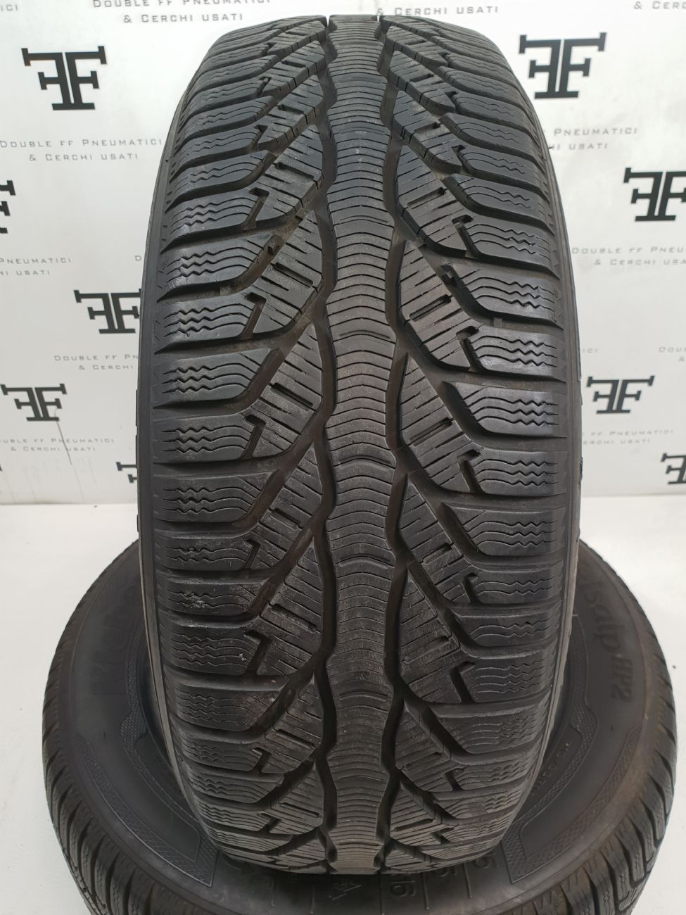 Pneumatici 185 60 R15 88 T KLEBER KRISALP HP 2 invernale usati 90€
