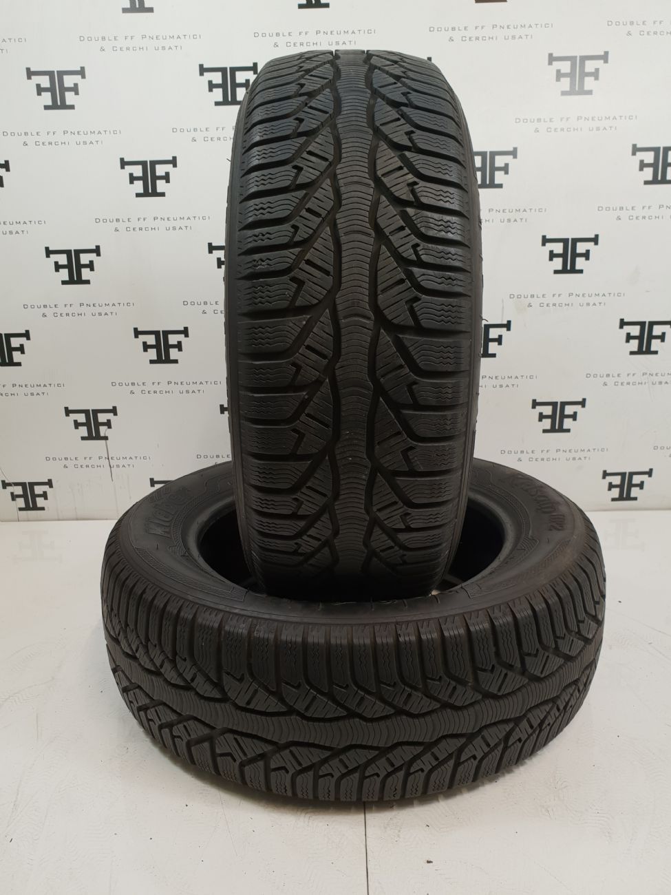 Pneumatici 185 60 R15 88 T KLEBER KRISALP HP 2 invernale usati 90€