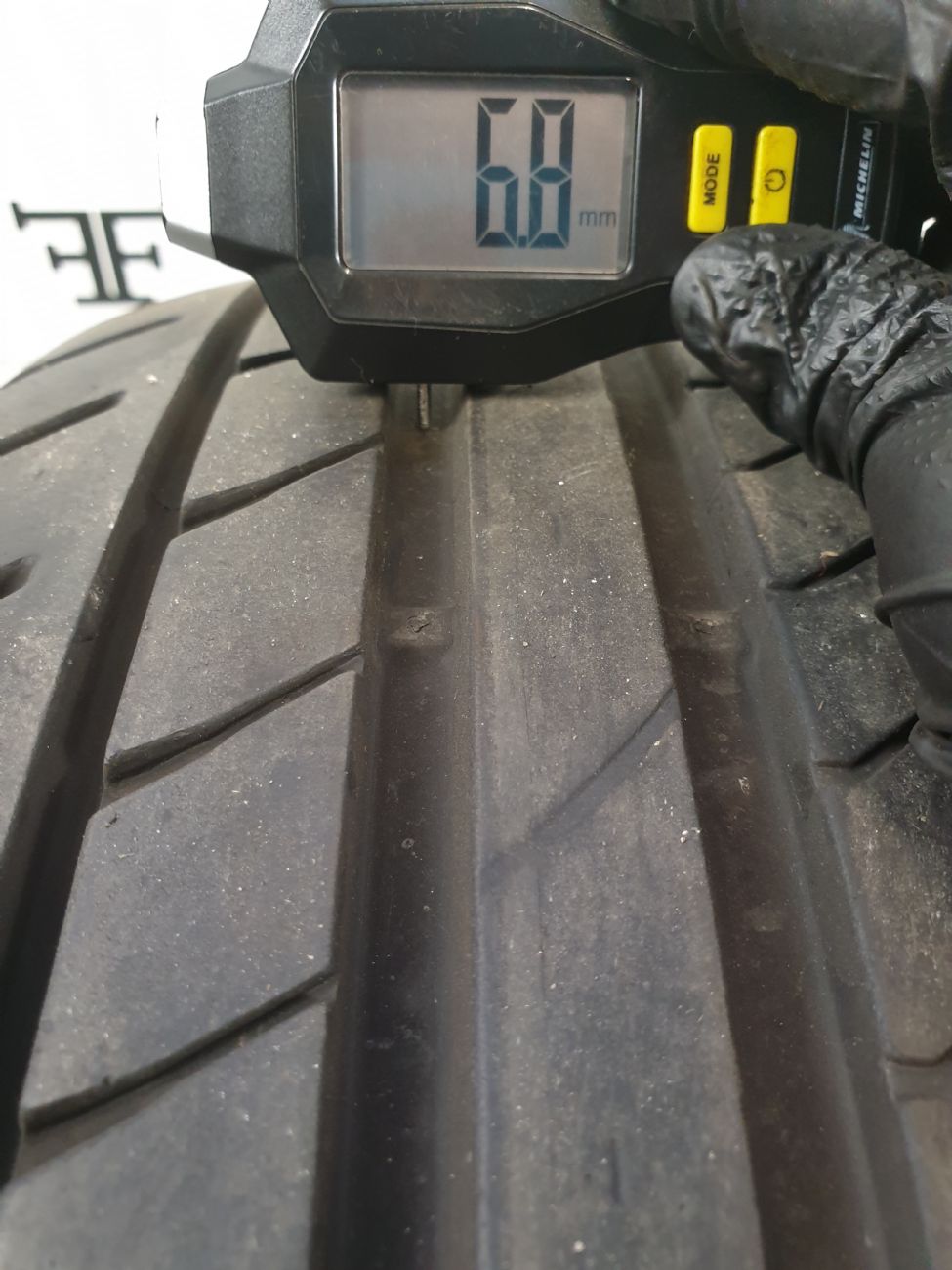 Pneumatici 225 60 R17 99 V DUNLOP SP SPORT MAXX TT estivo RUNFLAT usati 120€