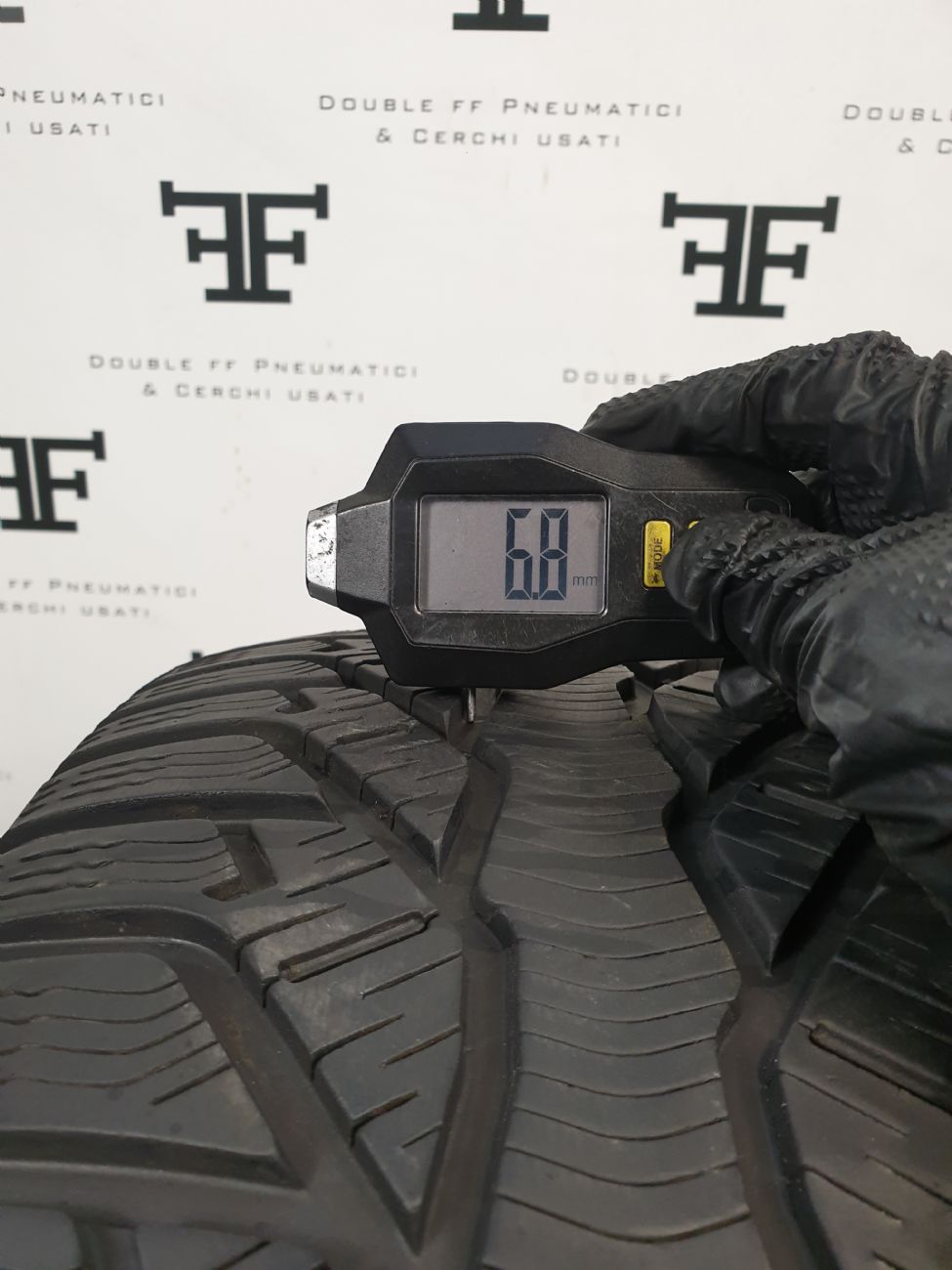 Pneumatici 225 50 R17 98 H KLEBER KRISALP HP 2 invernale usati 110€