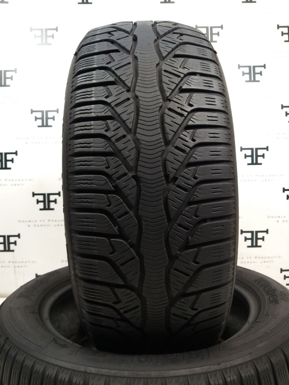 Pneumatici 205 60 R16 92 H KLEBER KRISALP HP 2 invernale usati 100€