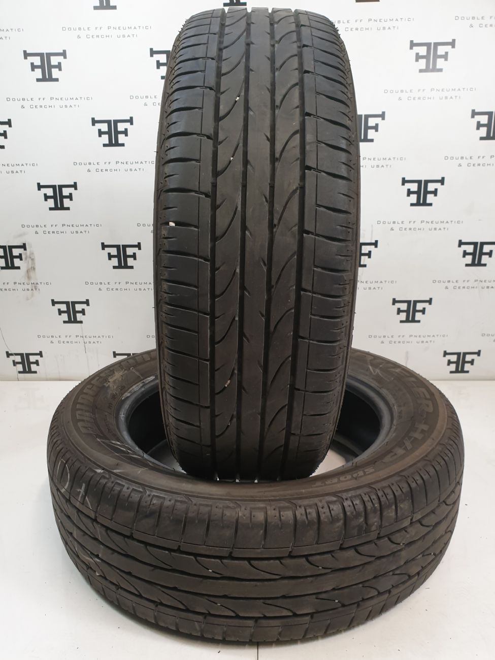 Pneumatici 215 60 R17 96 H BRIDGESTONE DUELER HP SPORT estivo usati 120€