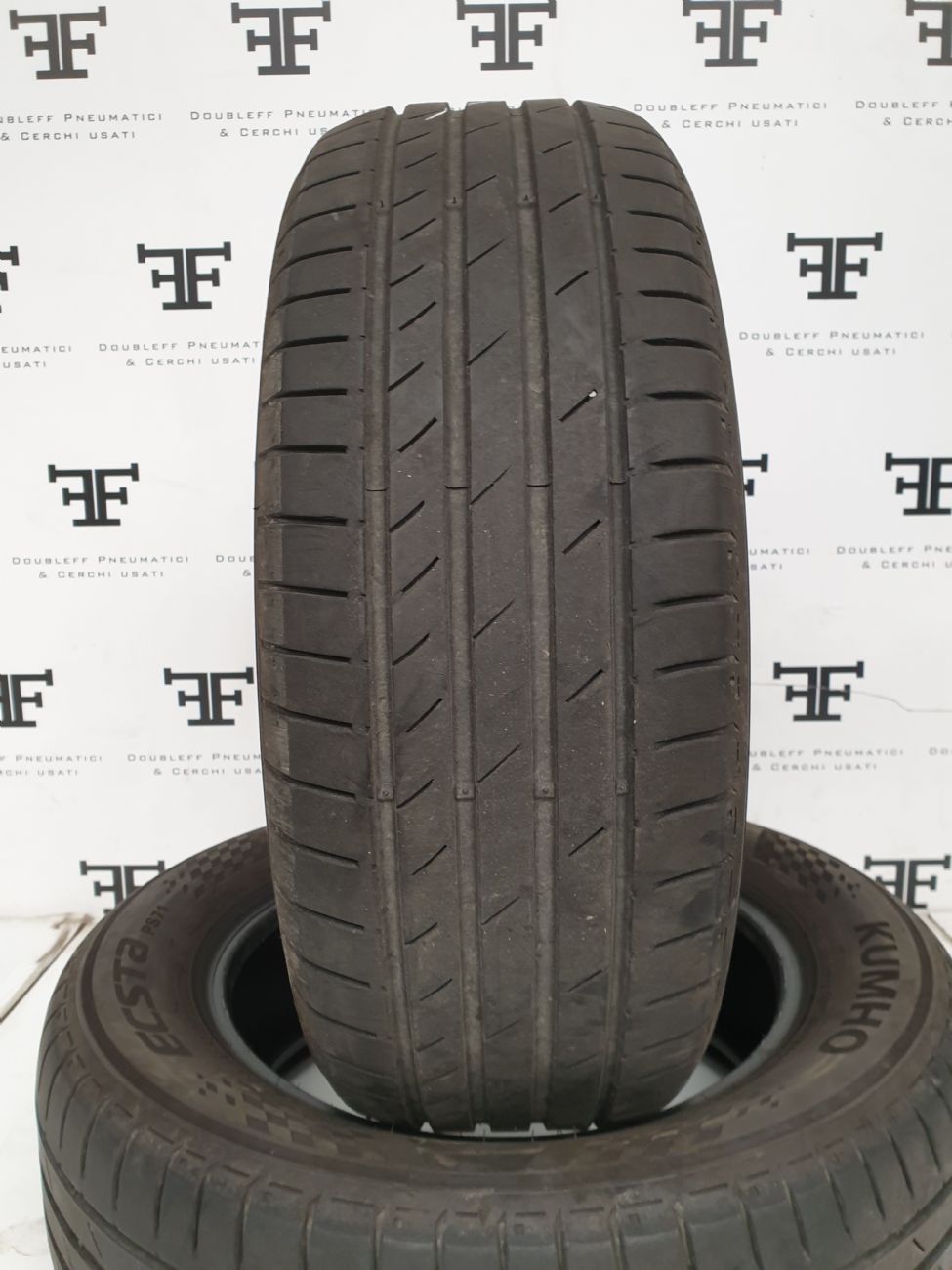 Pneumatici 205 60 R16 92 V KUMHO ECSTA PS71 estivo usati 100€