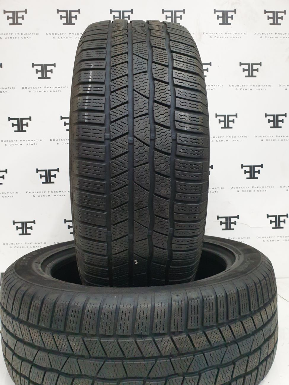 Pneumatici 255 50 R20 109 H CONTINENTAL ContiWinterContact TS830 P invernale usati 300€