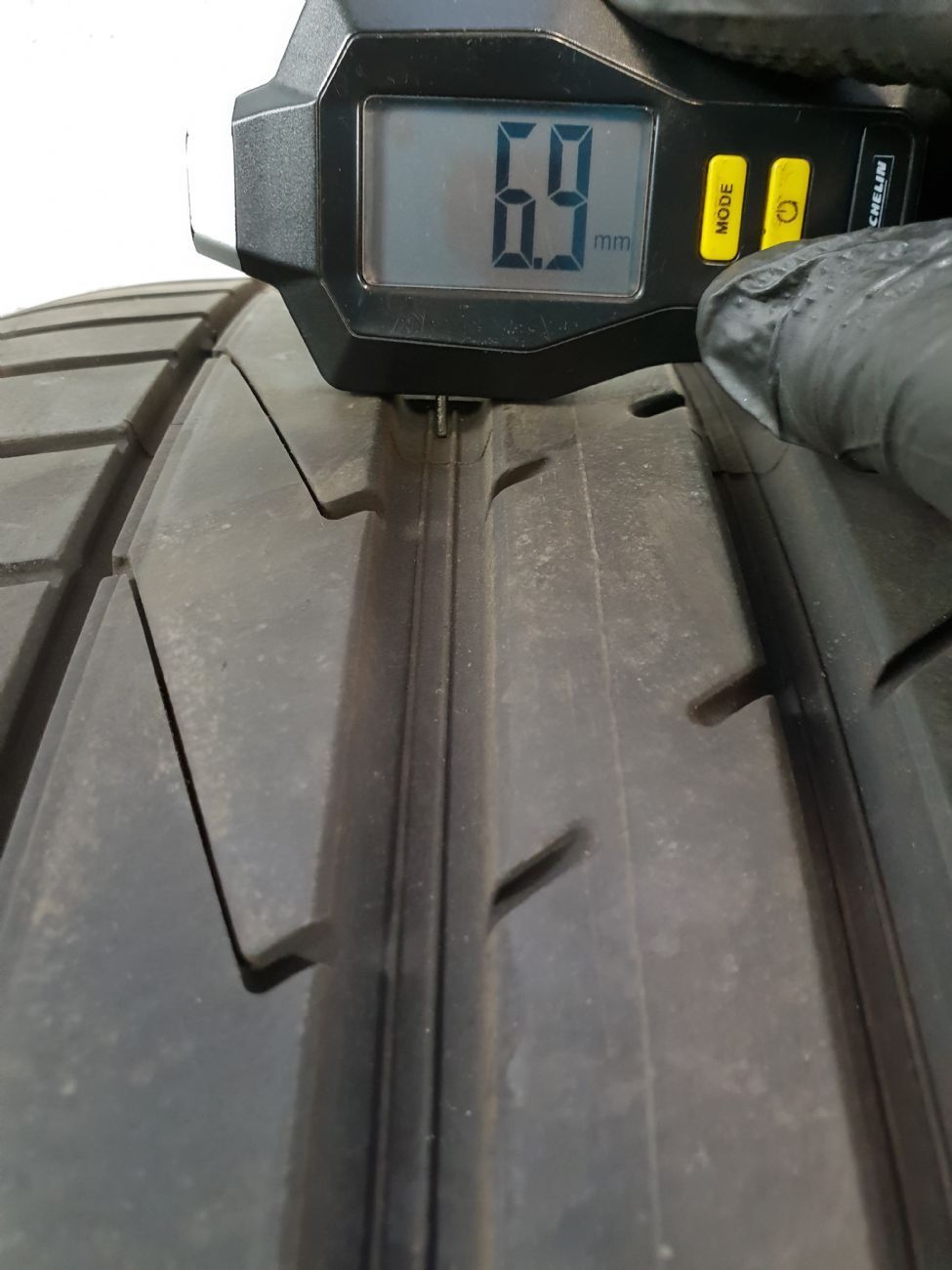 Pneumatici 235 60 R18 103 W HANKOOK Ventus S1 evo2 estivo usati 140€